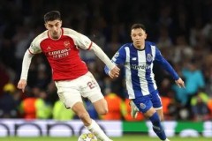 曼联防线崩盘，哈兰德双响福登锁定胜局，曼城4-0大胜曼联